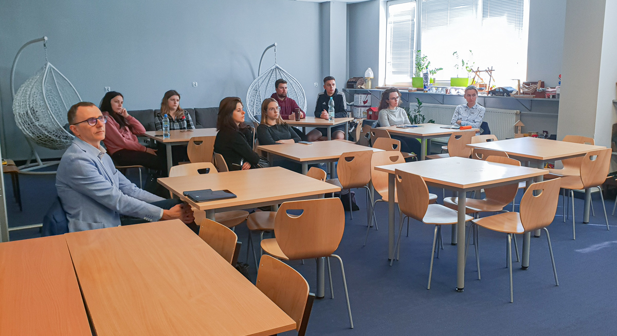 Praktyk biznesu Krzysztof Gałuszecki gościem na specjalności Zarządzanie w biznesie
