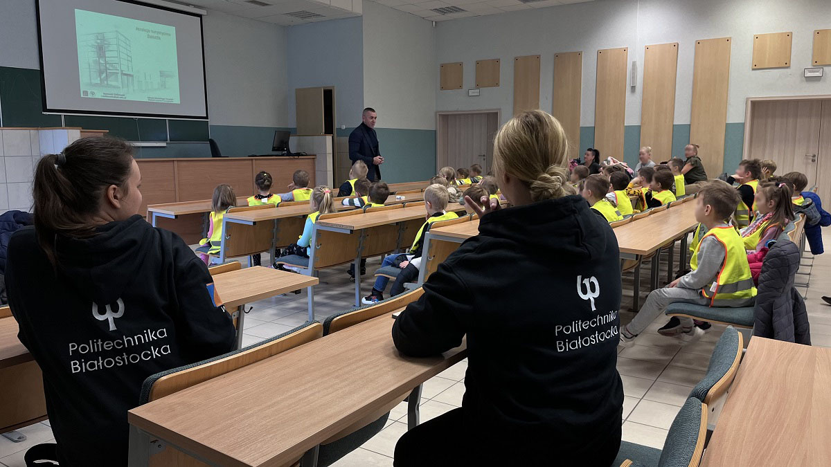 Wizyta przedszkolaków na WIZ