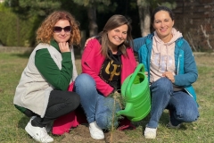 2024-10-21 Zielony Ślad WIZ - sadzenie drzew na Kampusie Wydziału Inżynierii Zarządzania - Moja Zielona Politechnika foto: z archiwum prof. Joanny Ejdys