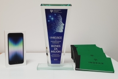 iPhone, statuetka, indeksy