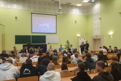 Dzień z Absolwentami – historie triumfu zawodowego w logistyce