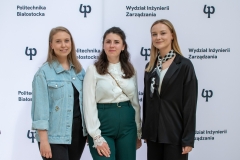 Spotkanie z absolwentkami kierunku zarządzanie II stopnia, specjalność: zarządzanie produktem i sprzedażą fot. T. Trochimczuk