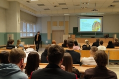 Spotkanie z praktykiem w ramach zajęć na specjalności marketing internetowy w biznesie