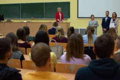 Studenci-logistyki-drugiego-stopnia-nagrodzeni-przez-Multicco-Group-2