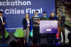 Sukces studentów logistyki w Hackathon Econverse! 2025