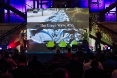 Sukces studentów logistyki w Hackathon Econverse! 2025
