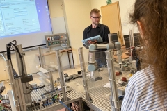 Uczniowie z VI LO na WIZ