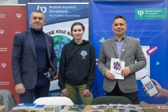 Wydział Inżynierii Zarządzania na Targach Edukacyjnych w II LO w Białymstoku, fot. Dariusz Piekut, PB